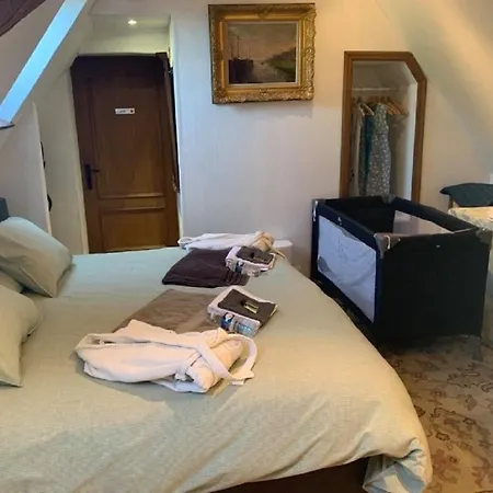 Entre Amis Bed & Breakfast *
